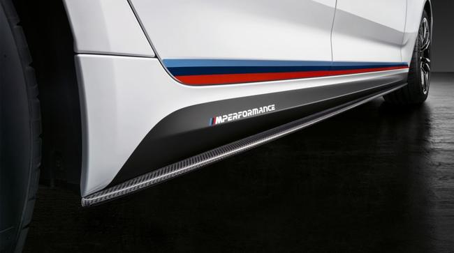 картинка Карбоновые накладки на боковые пороги BMW M5 F90 от магазина bmw-orugunal.ru