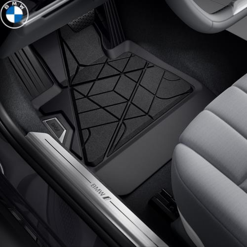 картинка Комплект оригинальных всепогодных ковриков (RHD) BMW G70 от магазина bmw-orugunal.ru