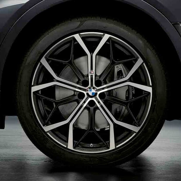 картинка Y-spoke 785M 22" + Лето для BMW X7 (G07) от магазина bmw-orugunal.ru