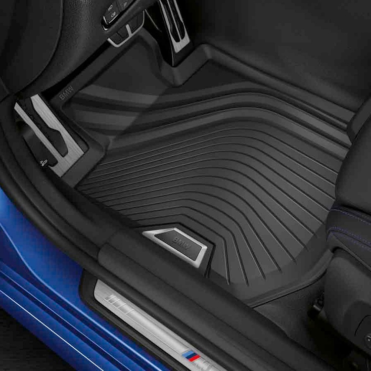 картинка Оригинальные резиновые всепогодные коврики BMW G20, передние (2 шт.), высокий борт от магазина bmw-orugunal.ru