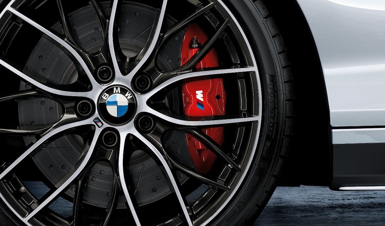 картинка Комплект тормозной системы M Performance для BMW  от магазина bmw-orugunal.ru