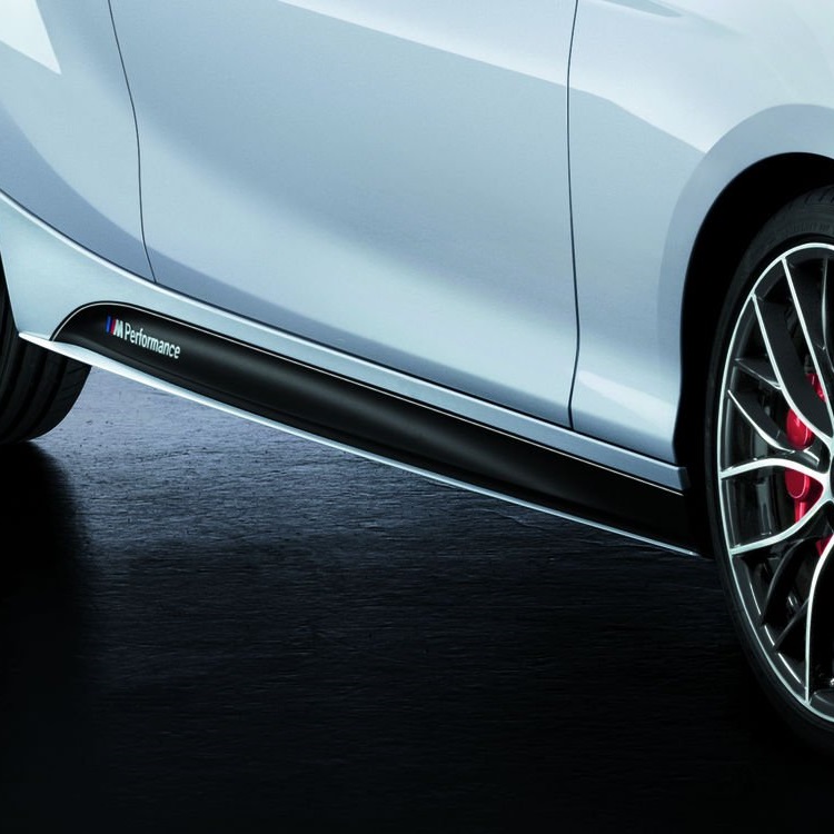 картинка Акцентная пленка M Performance для BMW X1 F48 от магазина bmw-orugunal.ru