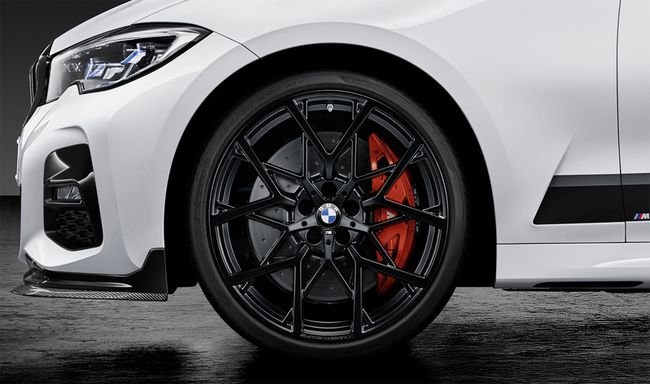 картинка Y-spoke 795M Performance Black R20 + Лето для BMW 3 (G20) от магазина bmw-orugunal.ru