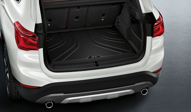 картинка Всепогодный коврик в багажник BMW X1 F48, Basic Line, с SA4FD, высокий борт от магазина bmw-orugunal.ru