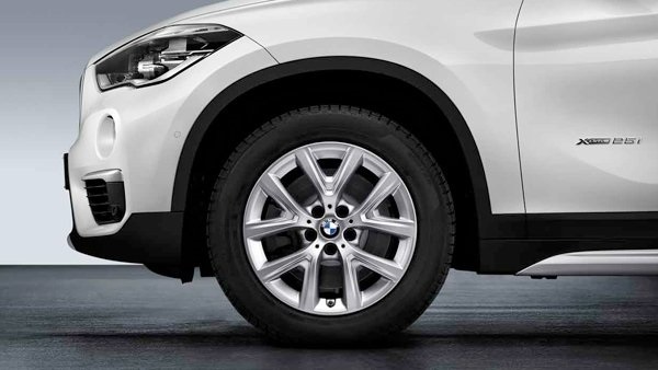 картинка Y Spoke 574 R17 + Зима для BMW X1 (F48) от магазина bmw-orugunal.ru